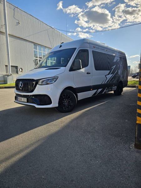 Photo Mercedes Benz Sprinter W907 W910 Full Body Kit Sport Front Bumper Tuning 2018-2025 (With Parking Sensor) | DL Auto Design