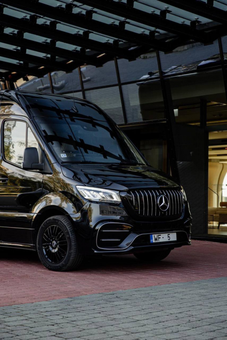 Photo Mercedes Benz Sprinter W907 Elegance (Front bumper + Front grill any design + Rear bumper + Side skiers). Shipping any country Europe free | DL Auto Design